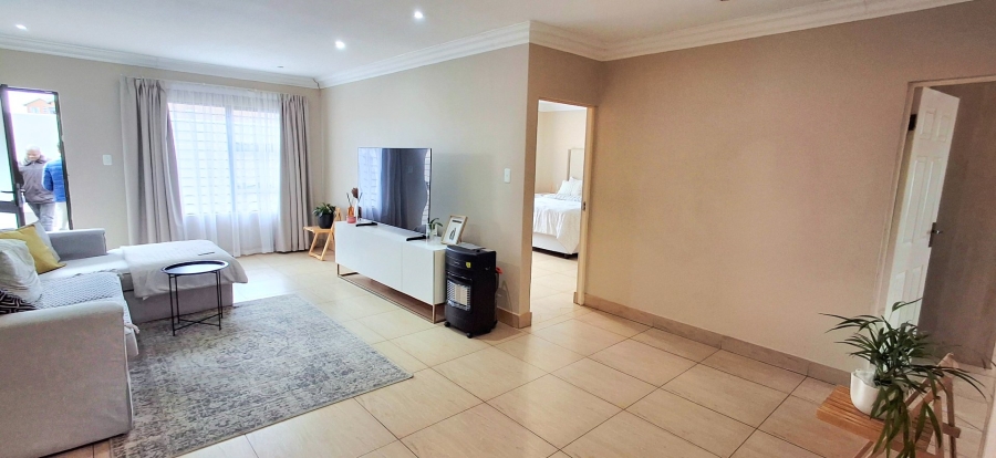2 Bedroom Property for Sale in Hillside Free State